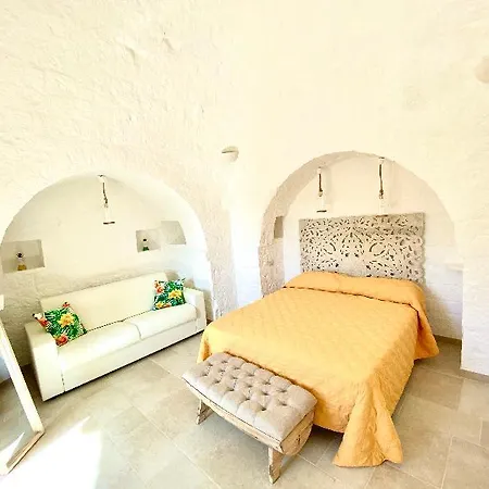 Luxury Trulli Whit Private Pool Hotel