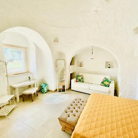 Luxury Trulli Whit Private Pool Hotel
