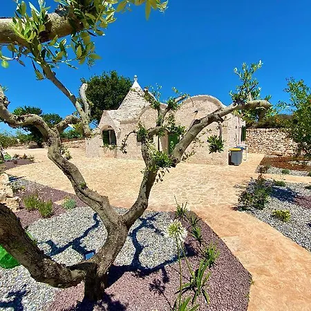 Luxury Trulli Whit Private Pool Hotel